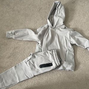 Zara boys size 6 lounge set grey